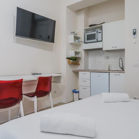 Cristel Apartment - 15 Min Da Milano - Parcheggio - Mono 2 Кормано Экстерьер фото